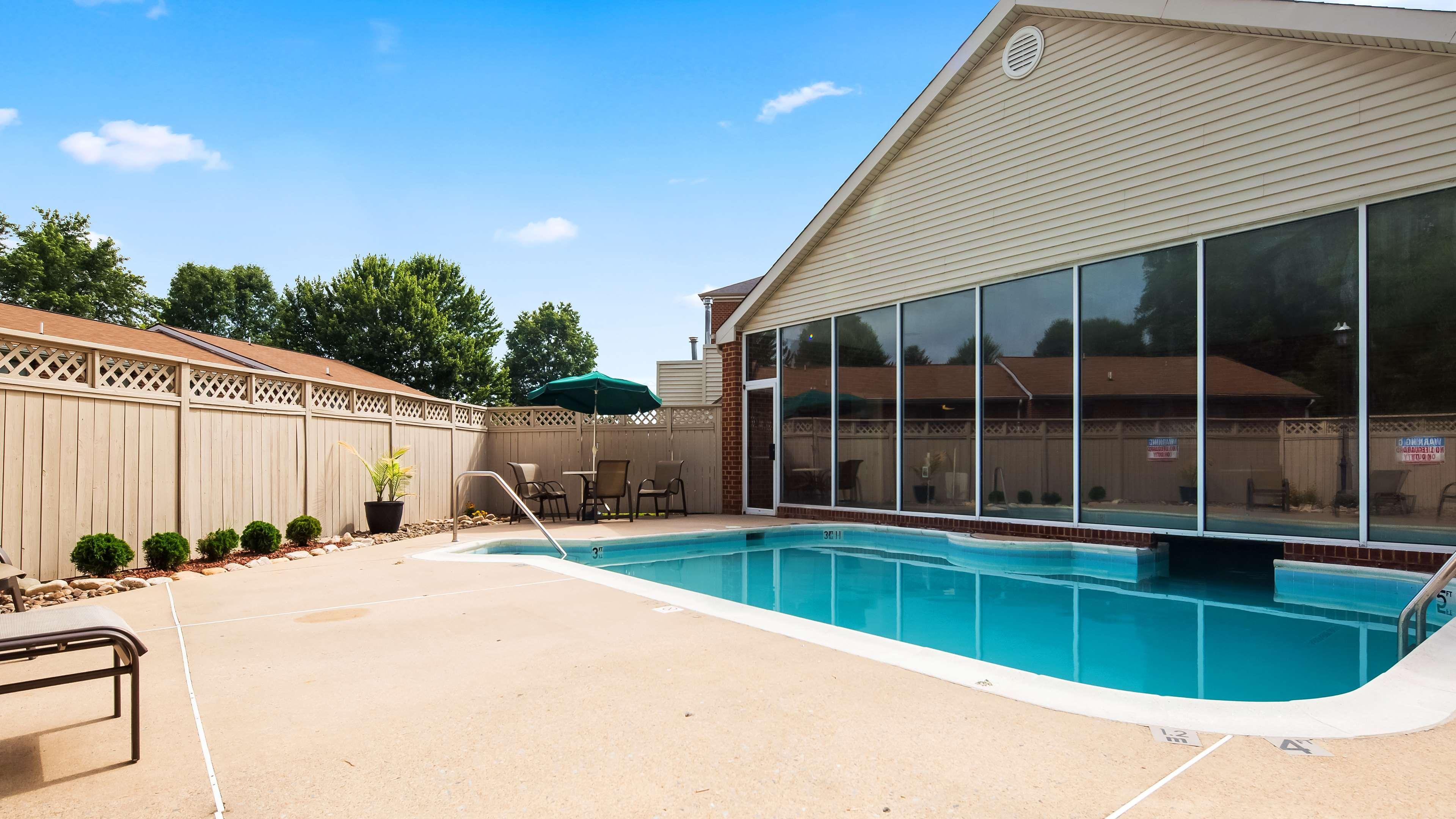 Hotel Western At Hunt Ridge Lexington